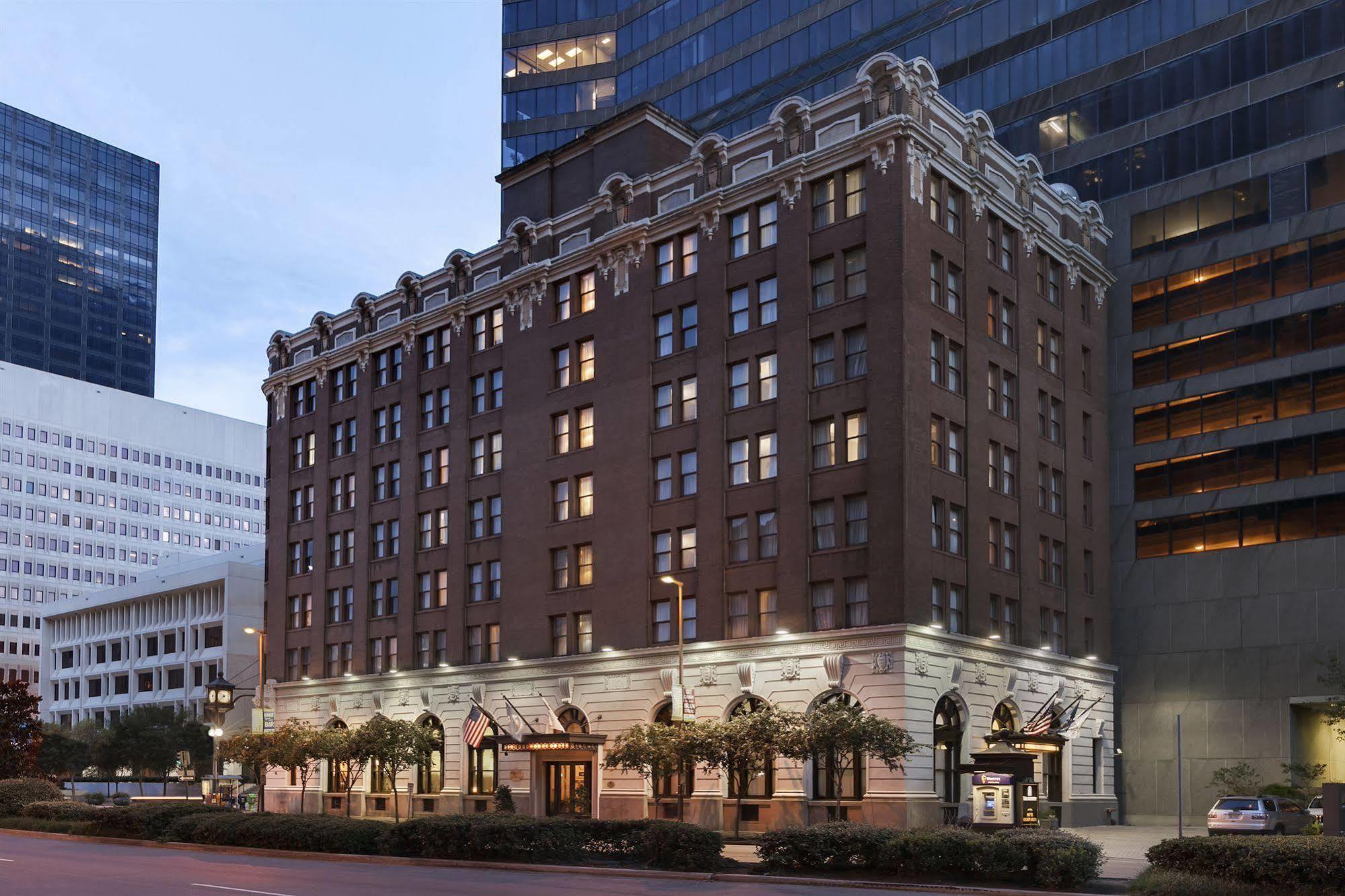 The Whitney Hotel Nova Orleães Exterior foto